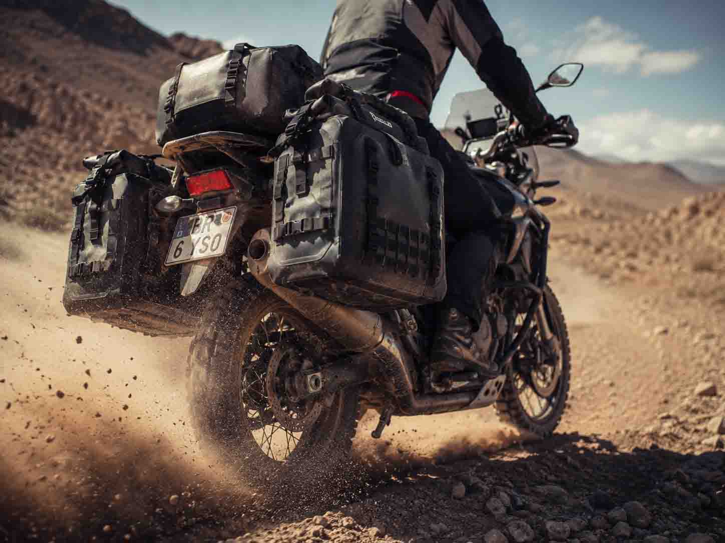 Engineering for the Extremes: OEM αδιάβροχες αποσκευές μοτοσικλέτας που επιβιώνουν από τη σύγκρουση